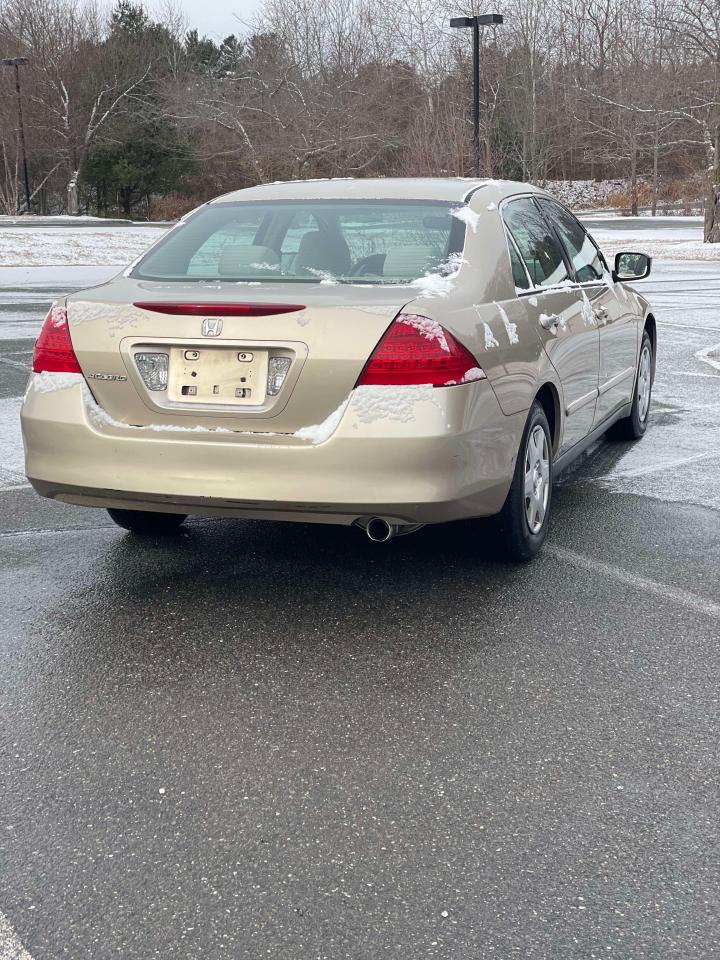 2007 Honda Accord Lx VIN: 1HGCM56437A027577 Lot: 87334844