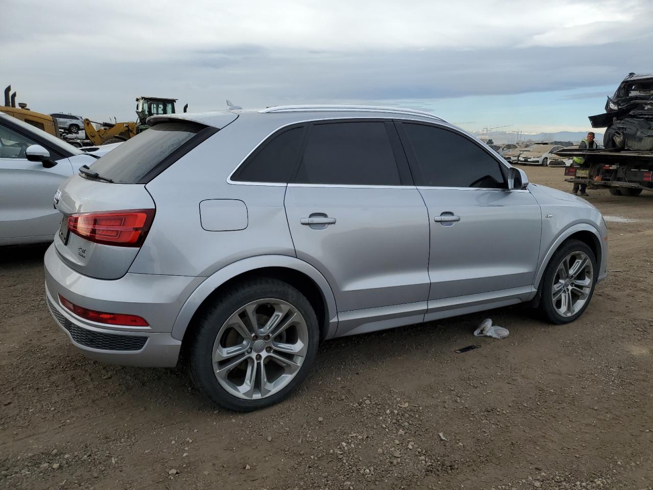 WA1GFCFS6GR008465 2016 Audi Q3 Prestige