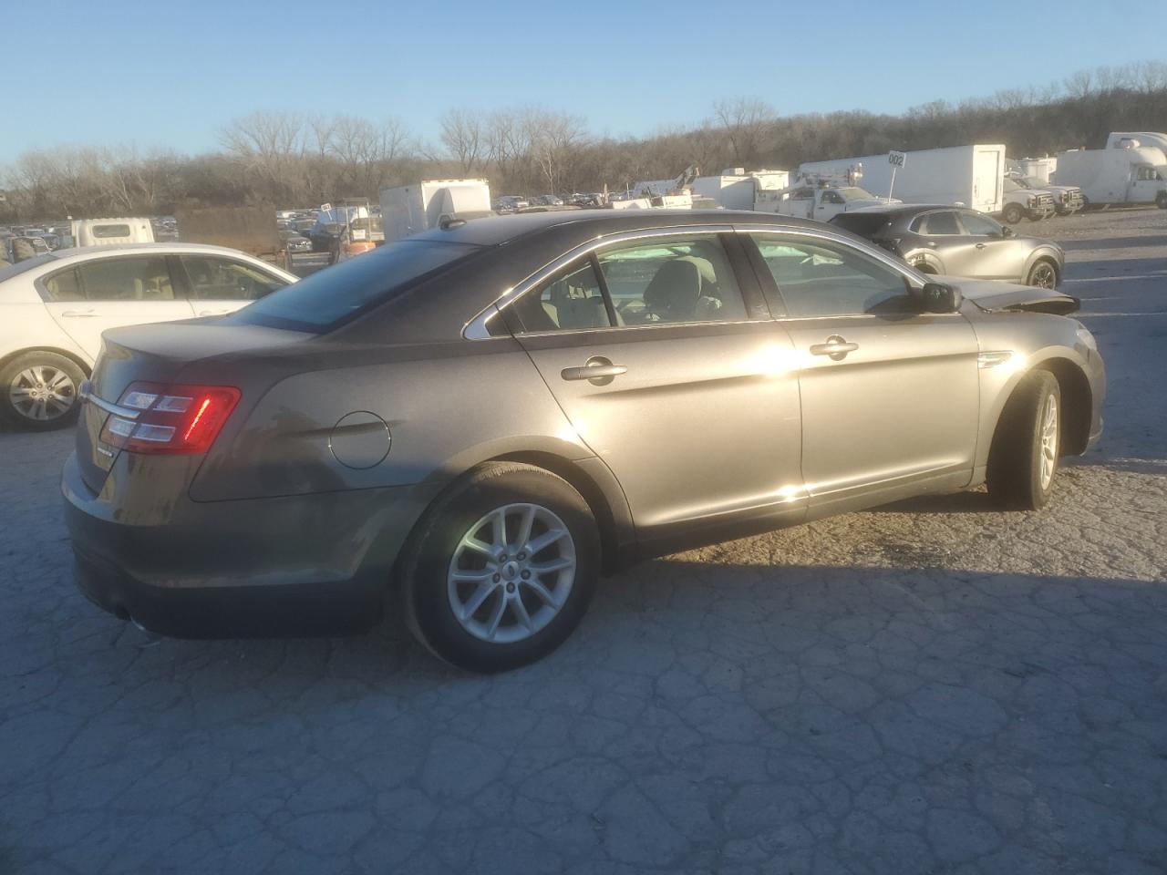 2015 Ford Taurus Se VIN: 1FAHP2D81FG122592 Lot: 86086944