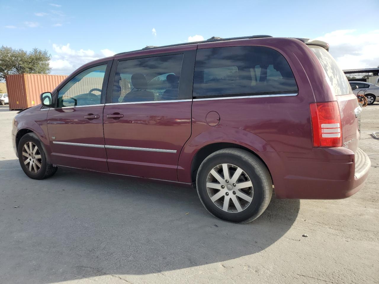 2009 Chrysler Town & Country Touring VIN: 2A8HR54X79R640084 Lot: 85050984