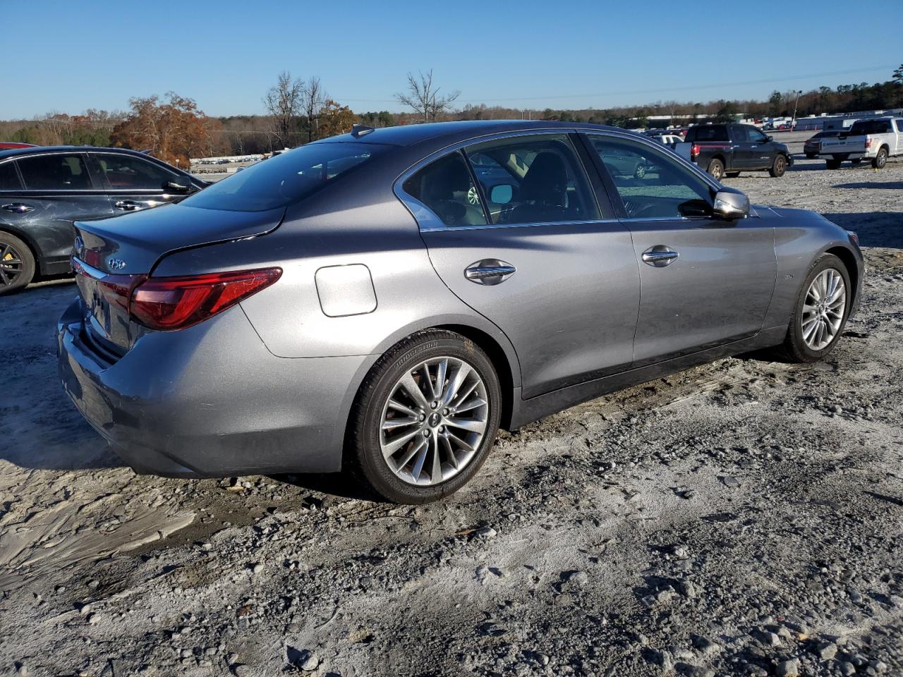 JN1EV7AP5JM358042 2018 Infiniti Q50 Luxe