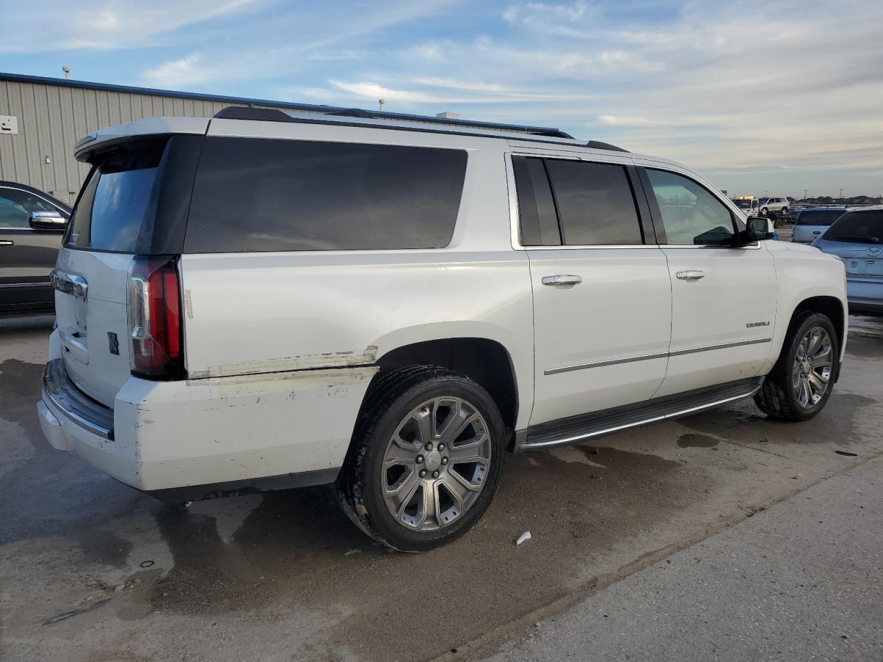 2016 GMC Yukon Xl Denali VIN: 1GKS2HKJ0GR149963 Lot: 86567194