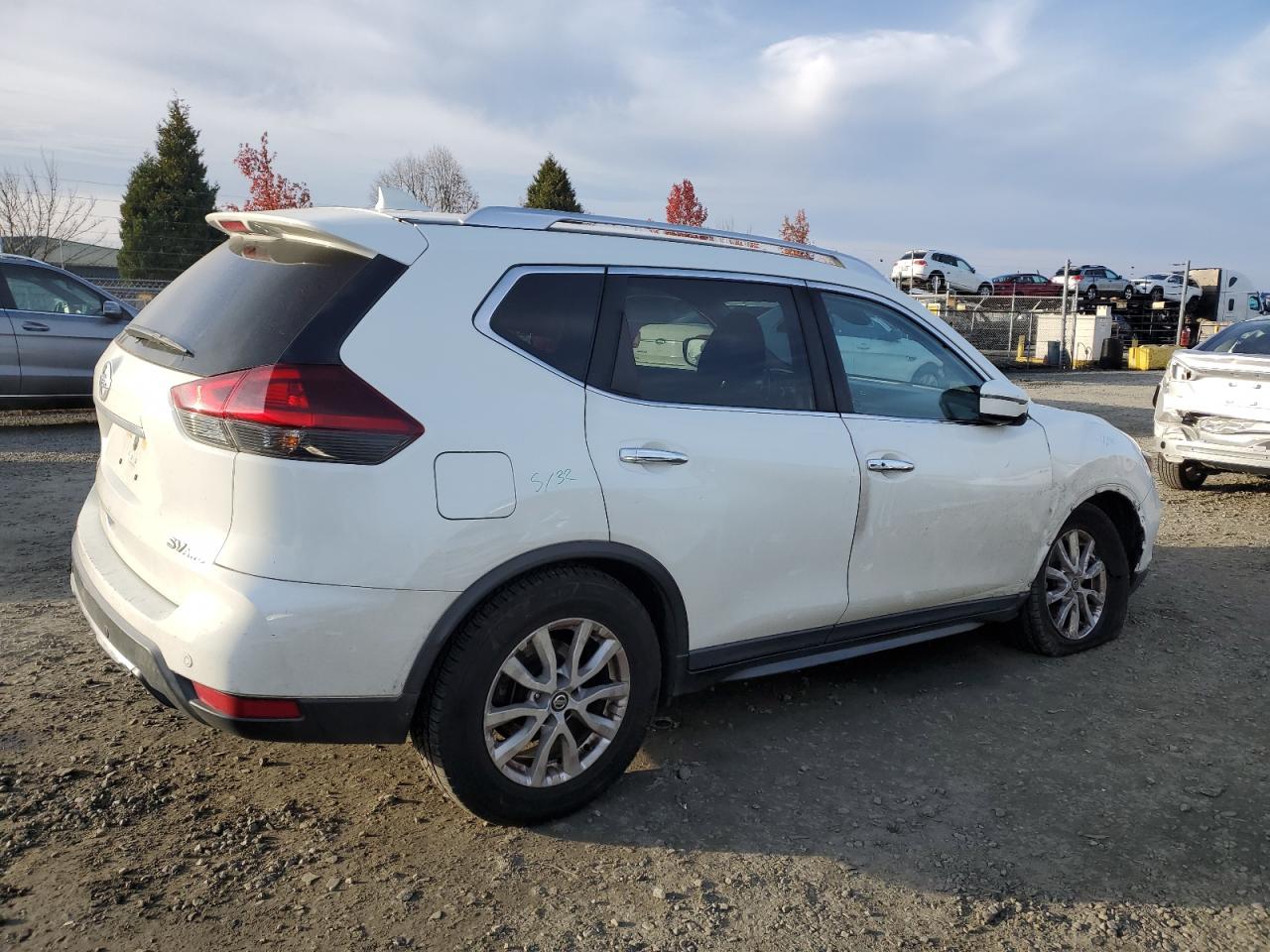 2019 Nissan Rogue S VIN: KNMAT2MVXKP530032 Lot: 83470214