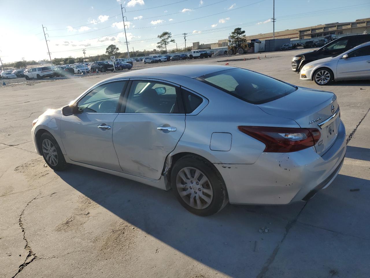 1N4AL3AP9JC195997 2018 Nissan Altima 2.5