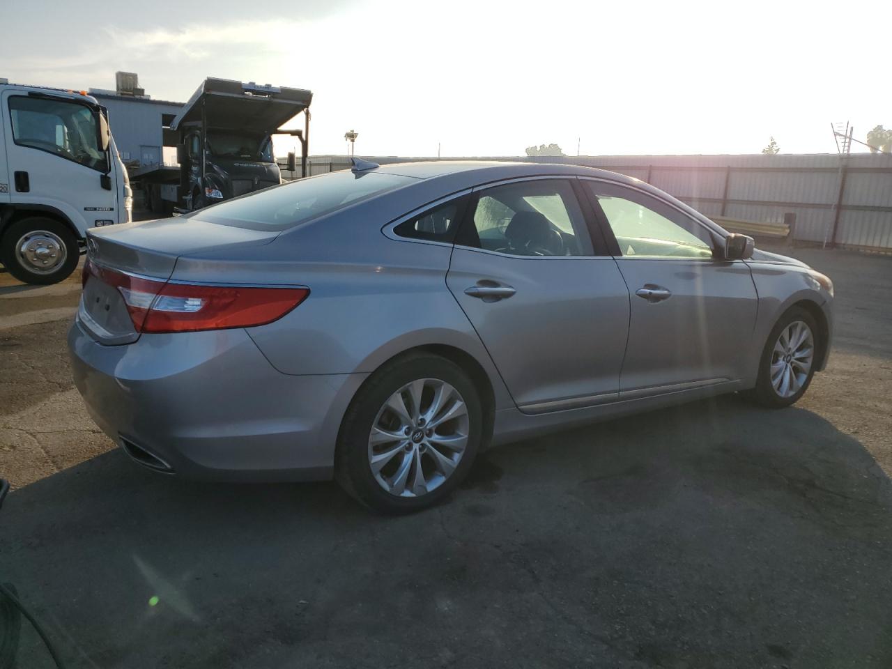 KMHFG4JG7EA343510 2014 Hyundai Azera