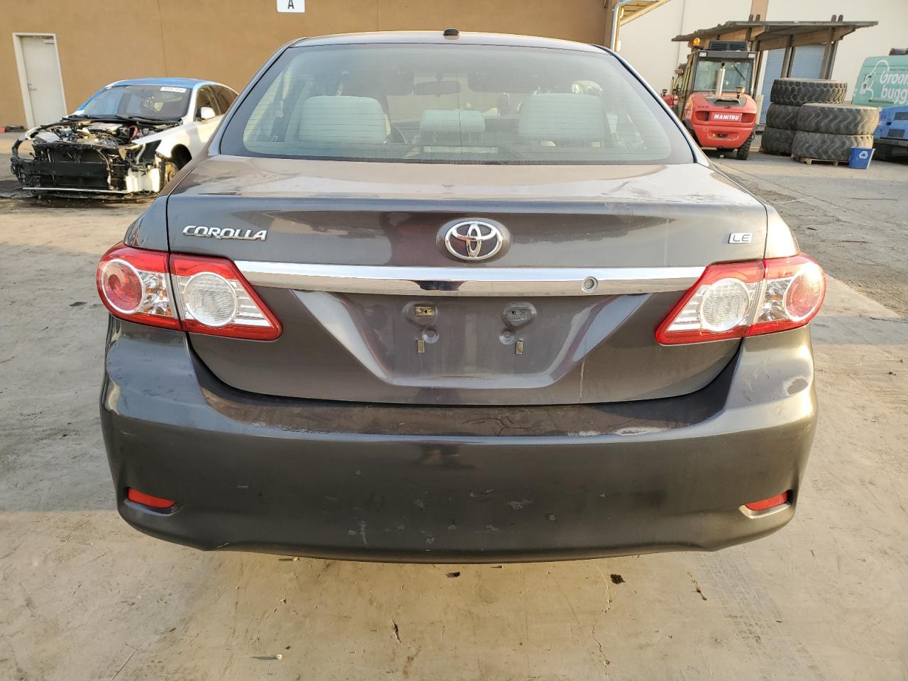 2011 Toyota Corolla Base VIN: JTDBU4EE5B9127897 Lot: 84753024