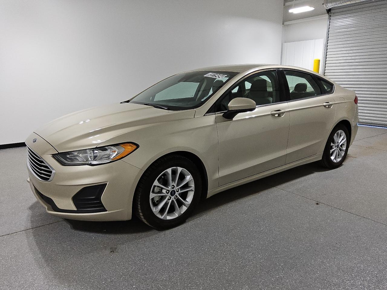 3FA6P0H74KR271563 2019 Ford Fusion Se