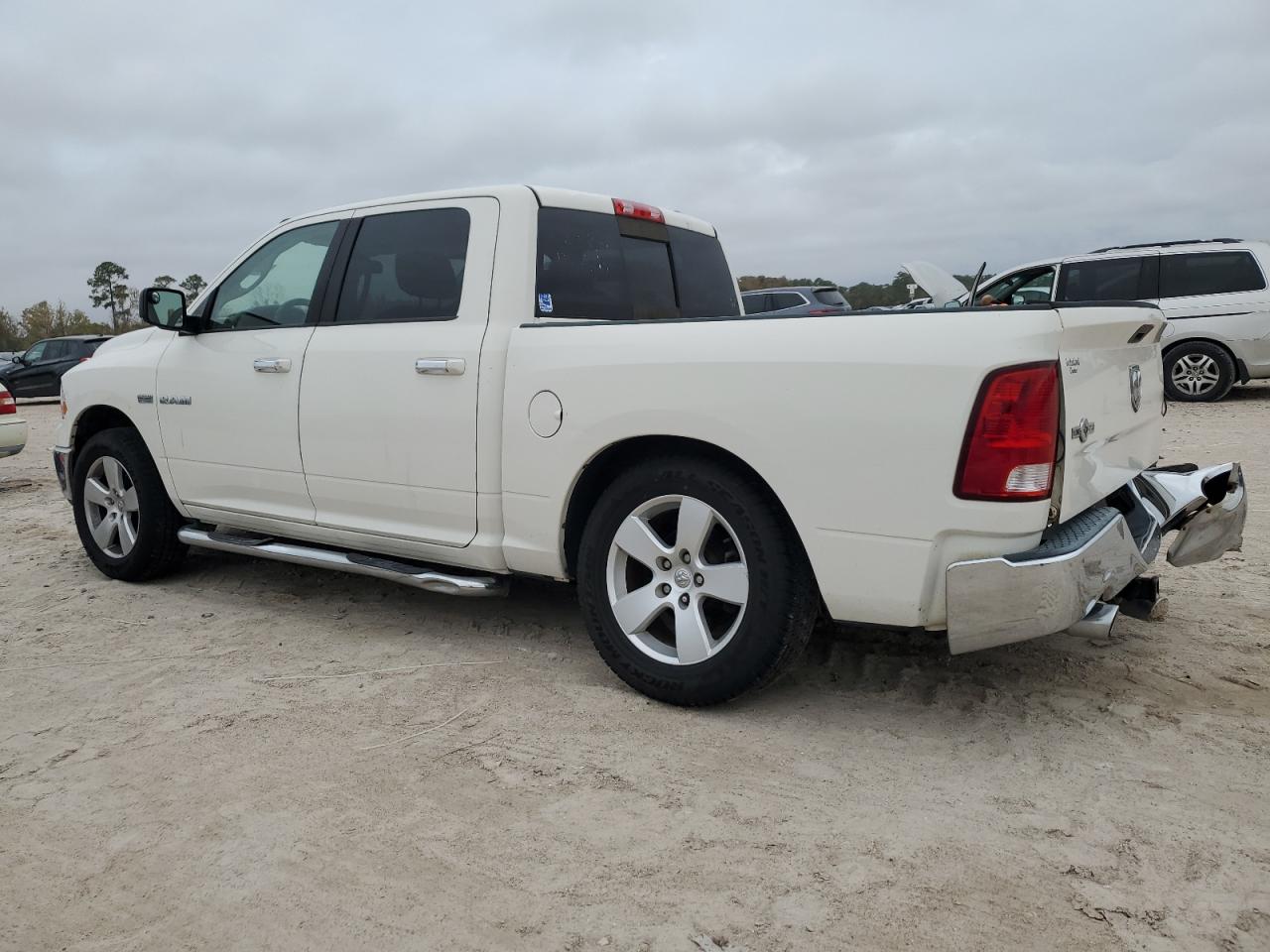 2009 Dodge Ram 1500 VIN: 1D3HB13T29S725276 Lot: 84820114