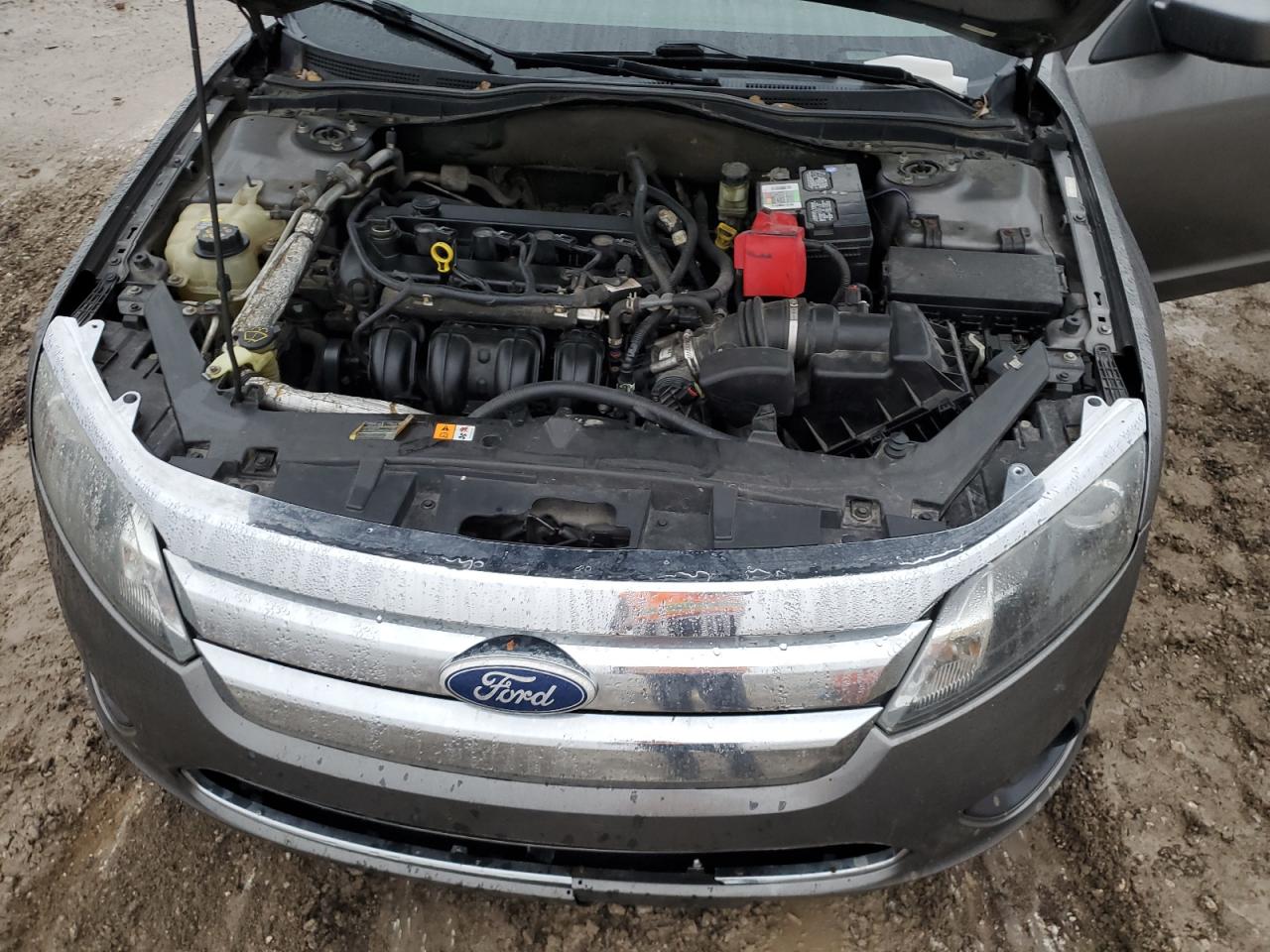 3FAHP0HA3BR189988 2011 Ford Fusion Se