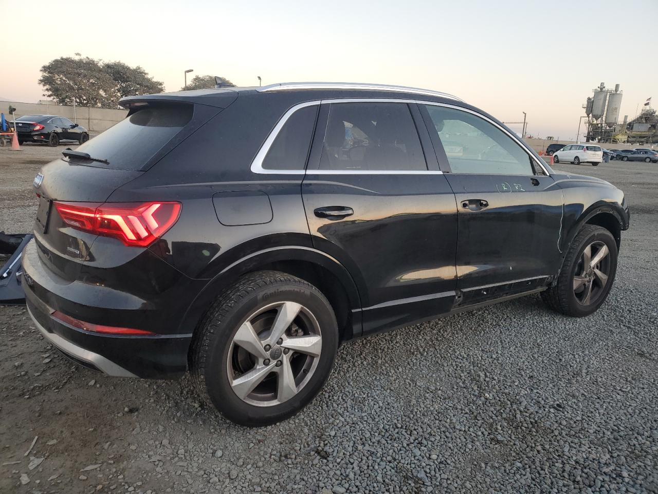 2020 Audi Q3 Premium Plus VIN: WA1BECF38L1099107 Lot: 87075264