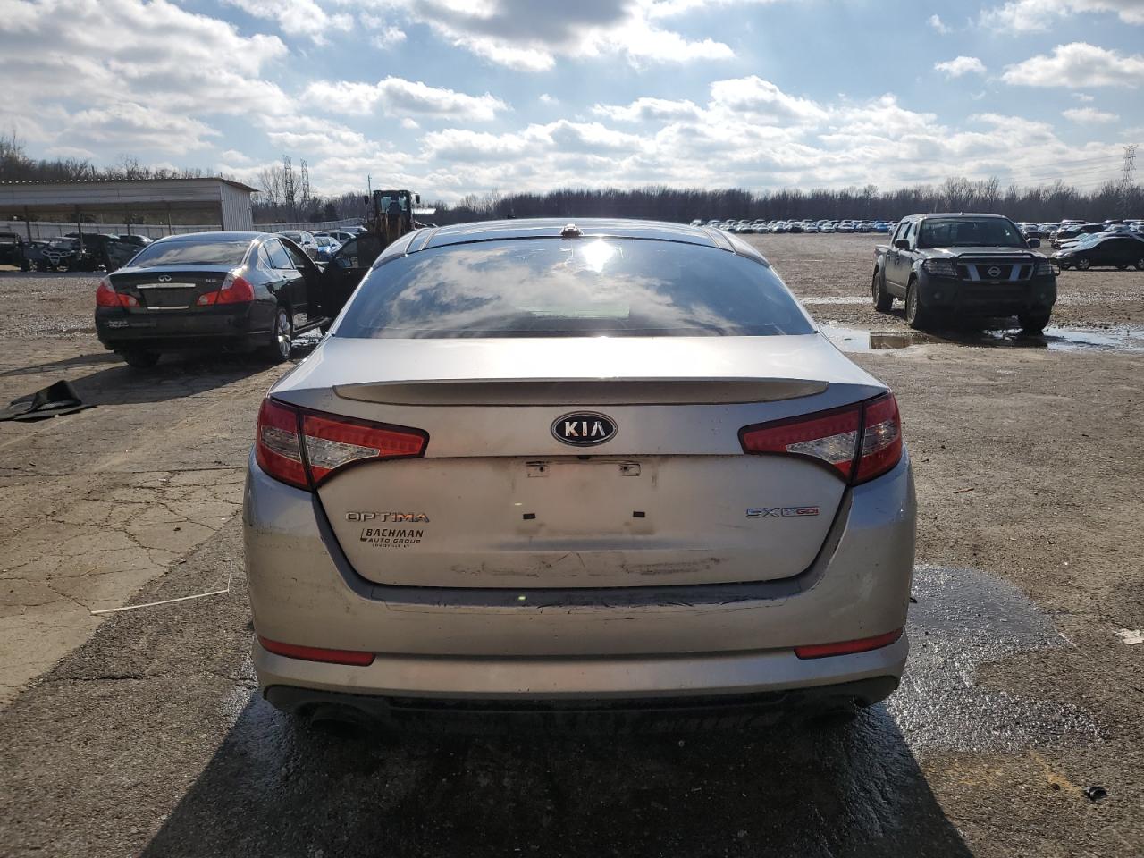 2011 Kia Optima Sx VIN: KNAGR4A68B5158216 Lot: 86801034