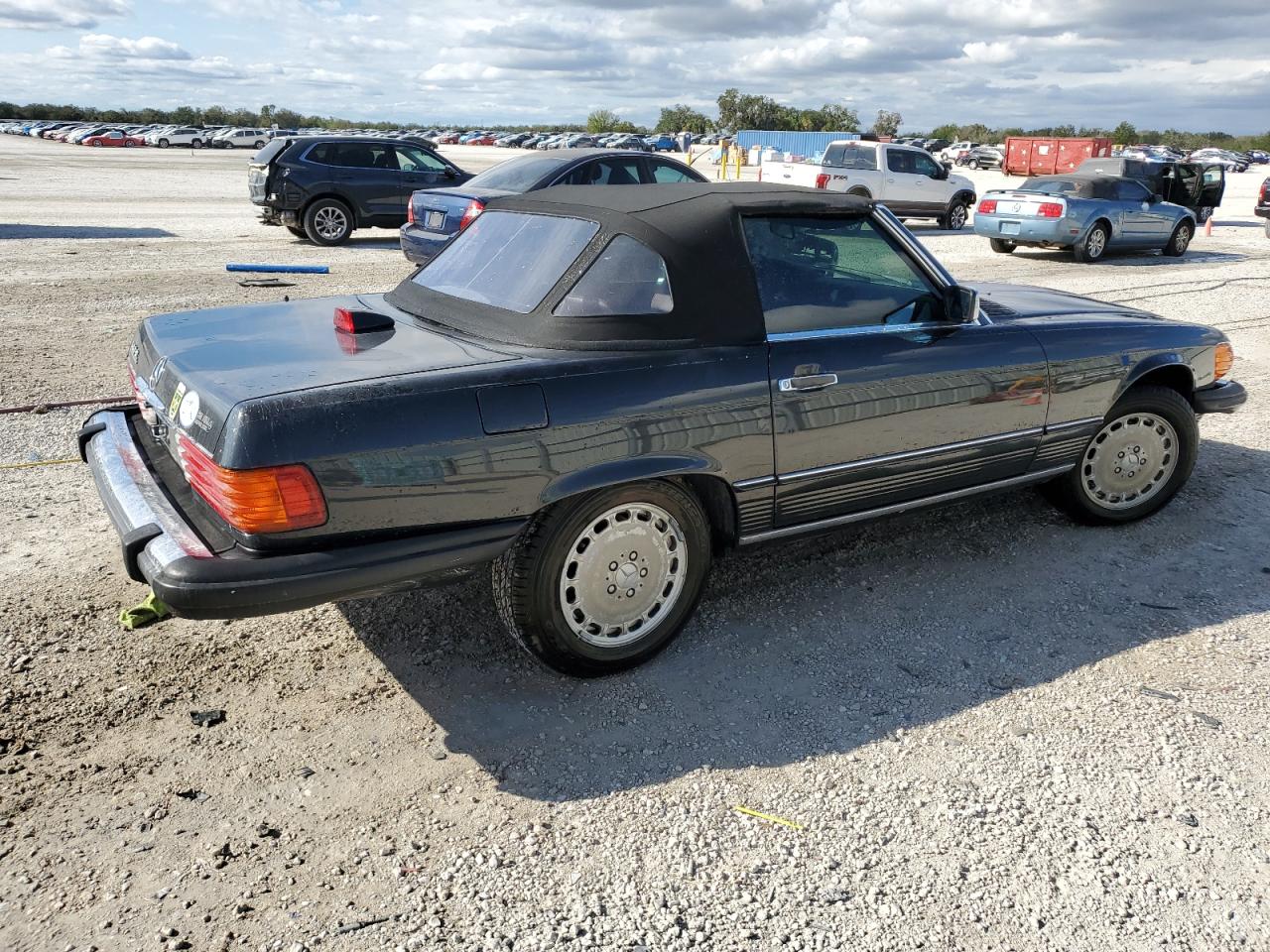 1986 Mercedes-Benz 560 Sl VIN: XDBBA48D8GA054833 Lot: 83746724