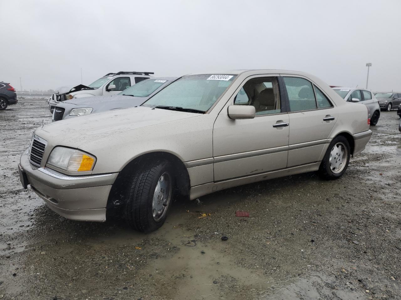 1999 Mercedes-Benz C 230 VIN: WDBHA24G2XA679744 Lot: 86293044