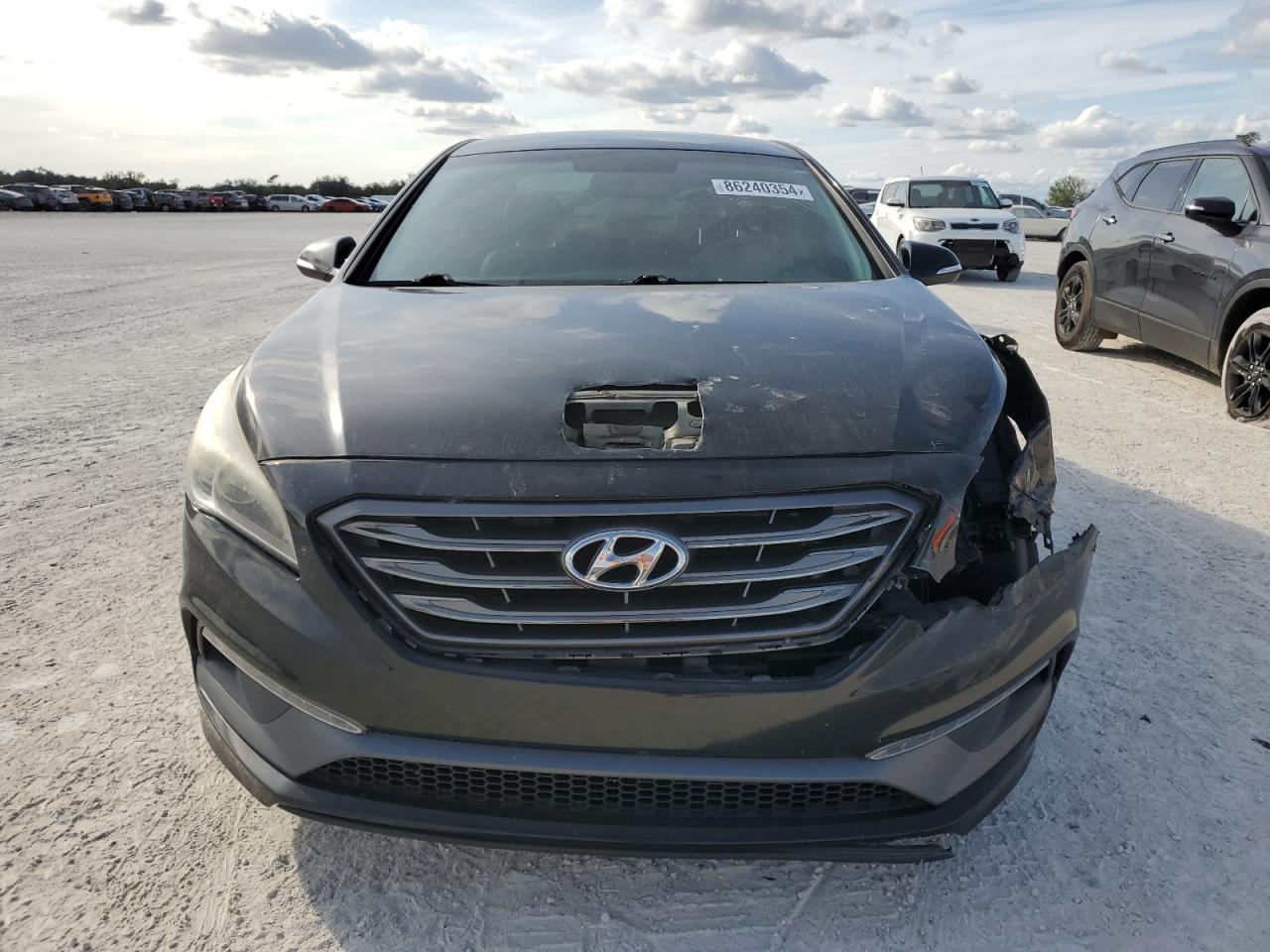 2015 Hyundai Sonata Sport VIN: 5NPE34AF9FH215539 Lot: 86240354