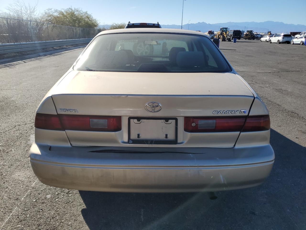 1997 Toyota Camry Ce VIN: 4T1BG22K5VU796643 Lot: 86990954