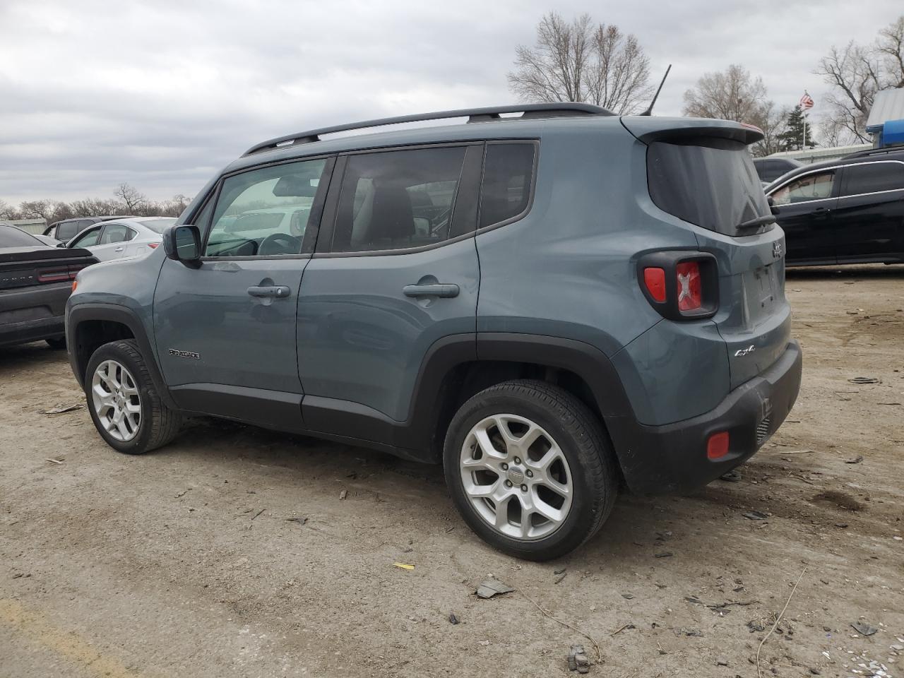 2017 Jeep Renegade Latitude VIN: ZACCJBBBXHPG39609 Lot: 84898894