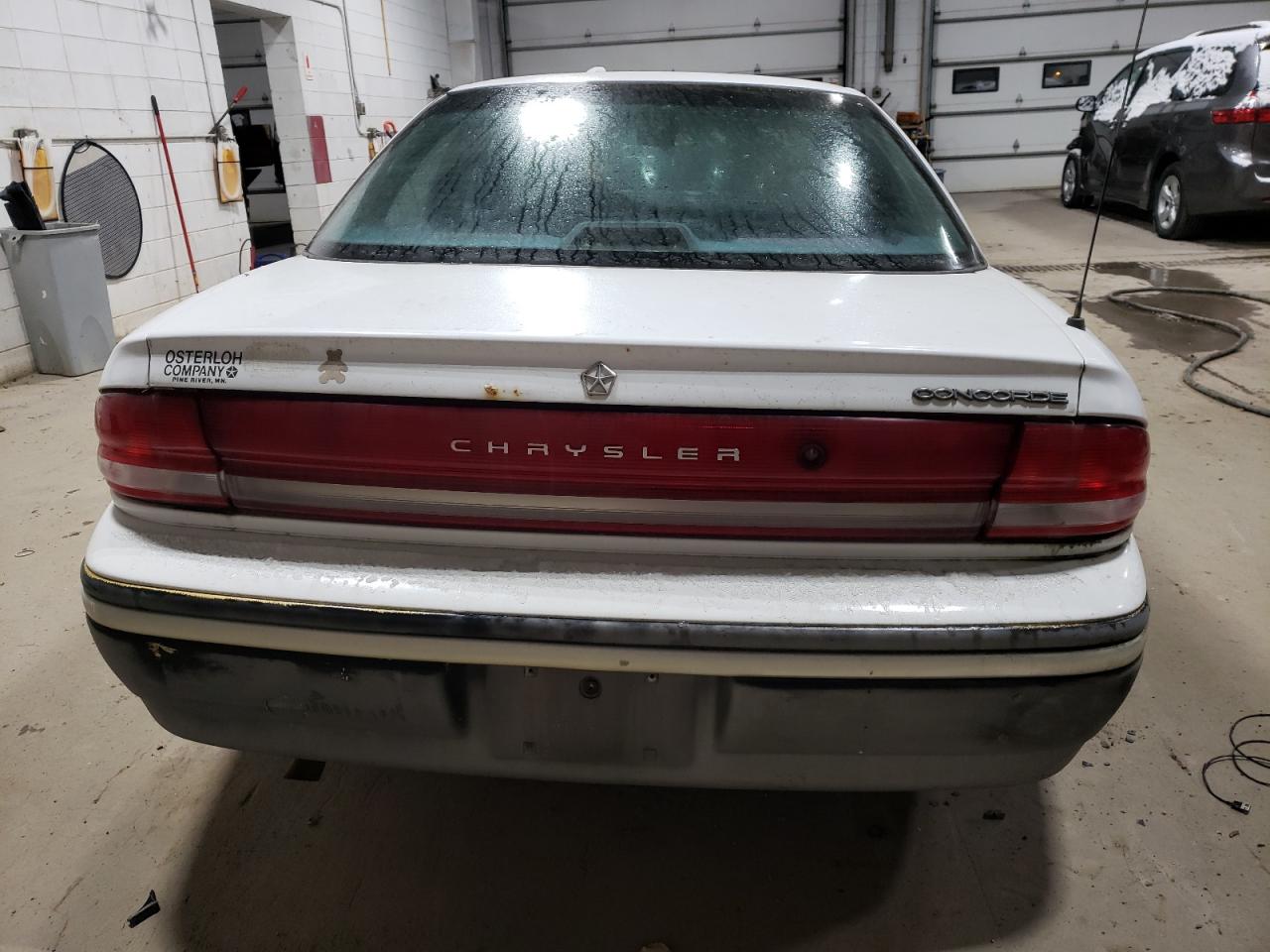 1993 Chrysler Concorde VIN: 2C3EL56T1PH575522 Lot: 82903344