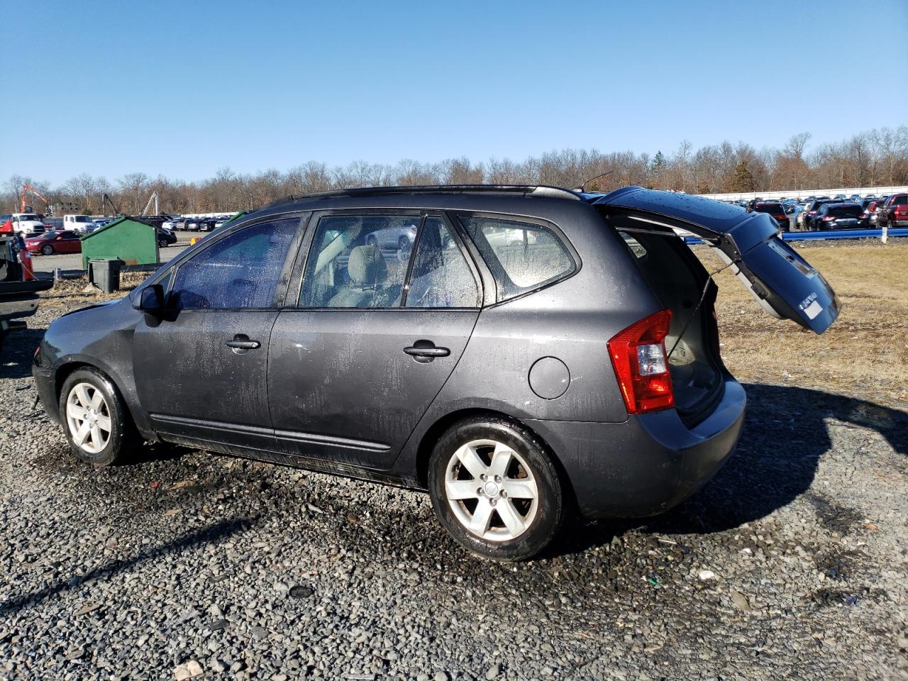 2008 Kia Rondo Lx VIN: KNAFG526387124624 Lot: 84385854