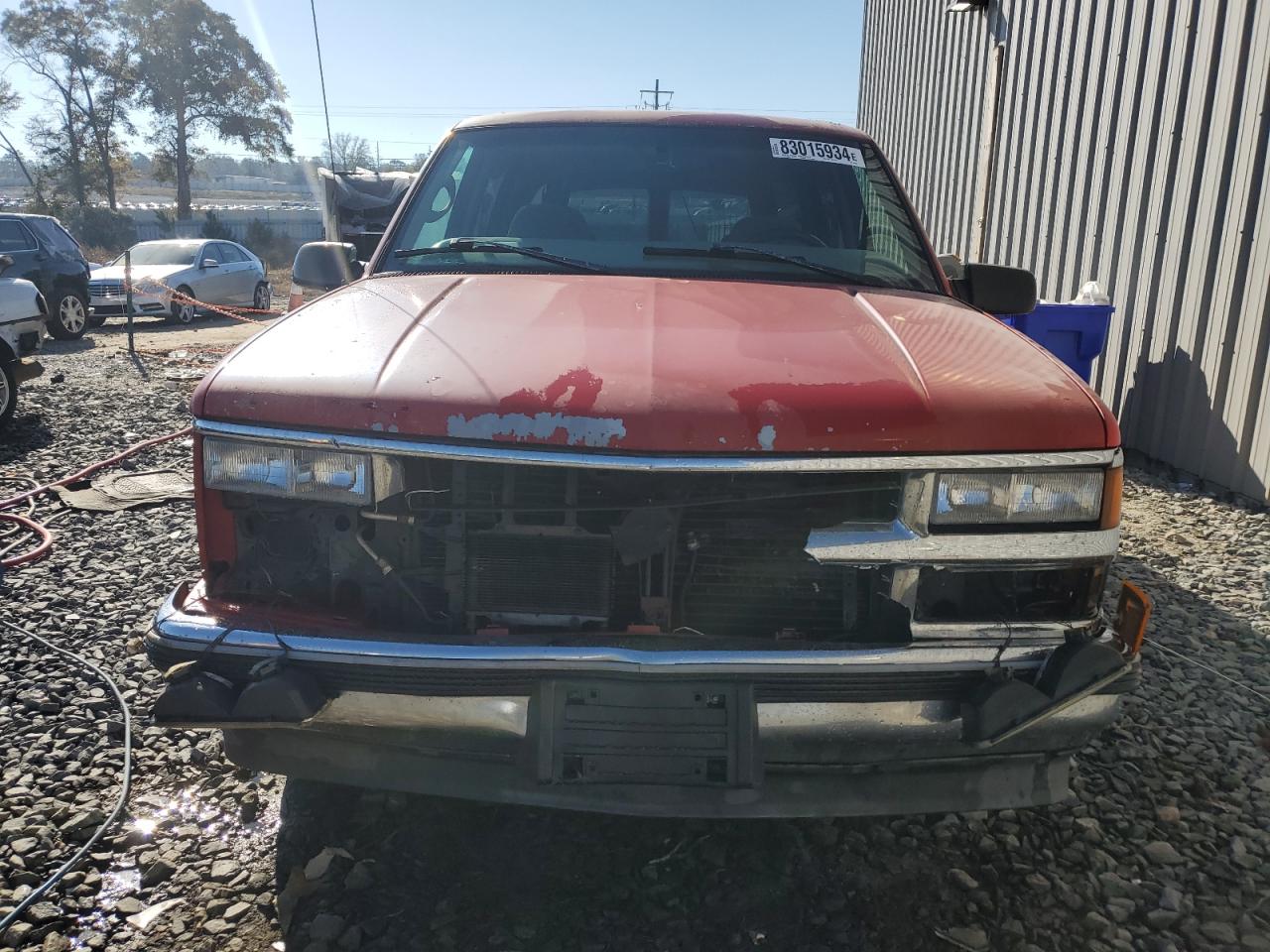 1997 Chevrolet Suburban C1500 VIN: 1GNEC16R3VJ444006 Lot: 83015934