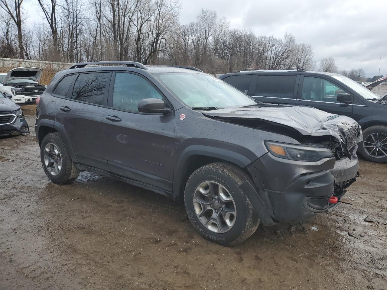 2019 Jeep Cherokee Trailhawk VIN: 1C4PJMBXXKD185974 Lot: 86382964