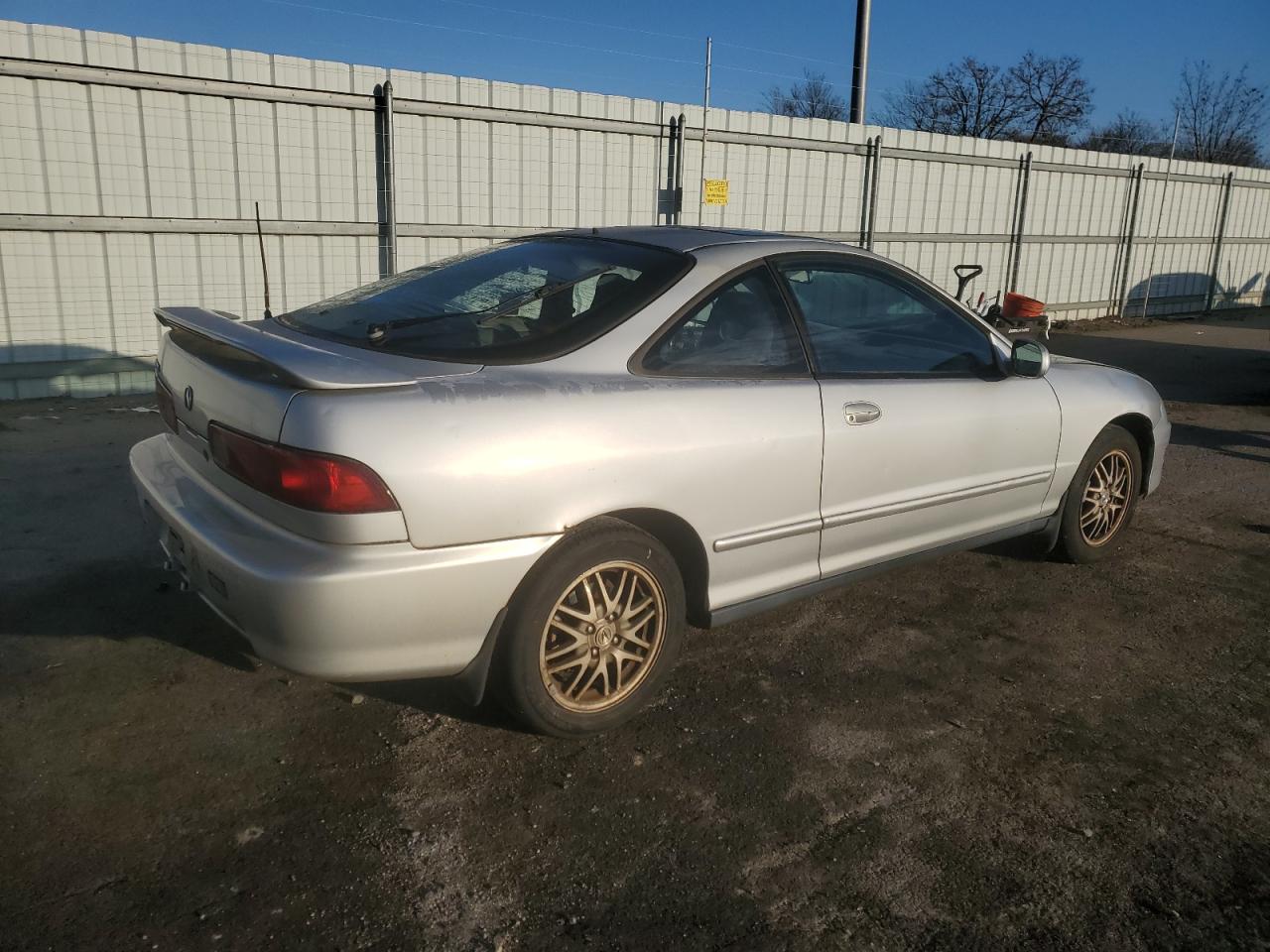 JH4DC4452XS012332 1999 Acura Integra Ls