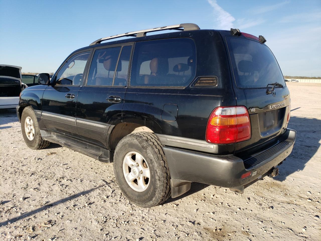 JT3HT05JXW0017185 1998 Toyota Land Cruiser