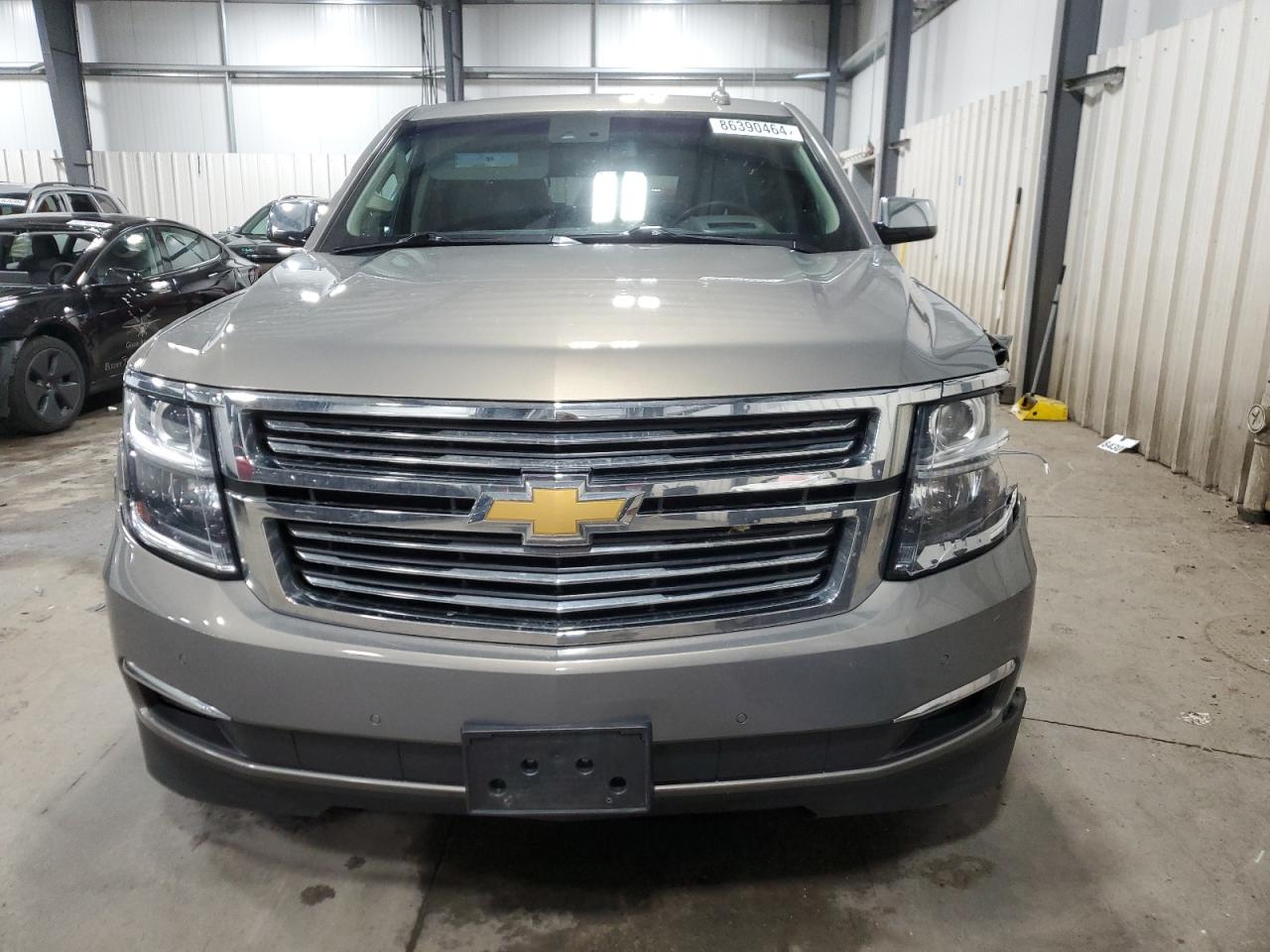 2017 Chevrolet Suburban K1500 Premier VIN: 1GNSKJKC2HR368758 Lot: 86390464