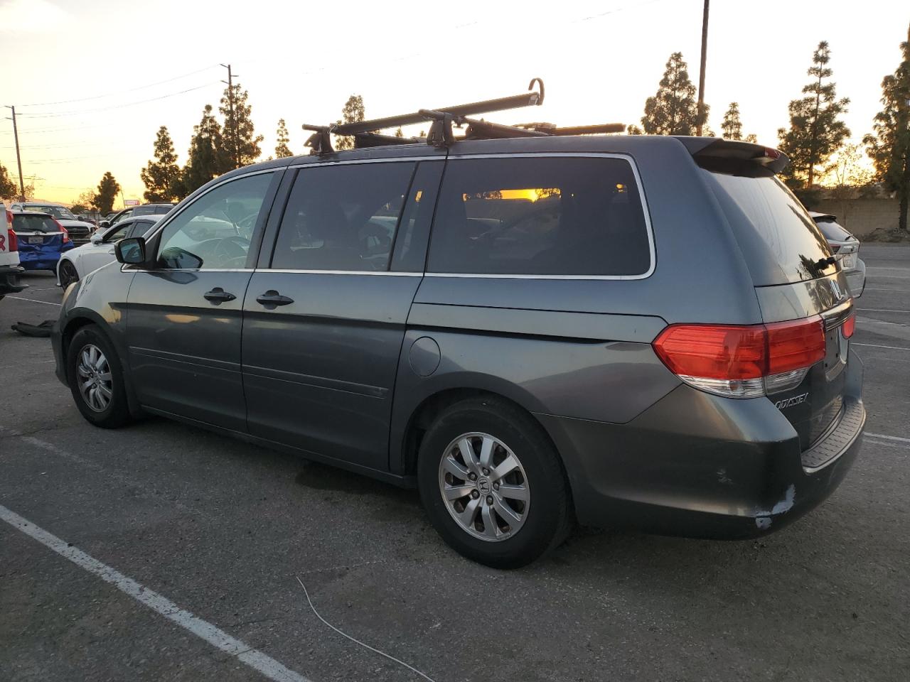 2010 Honda Odyssey Lx VIN: 5FNRL3H29AB099541 Lot: 84270564