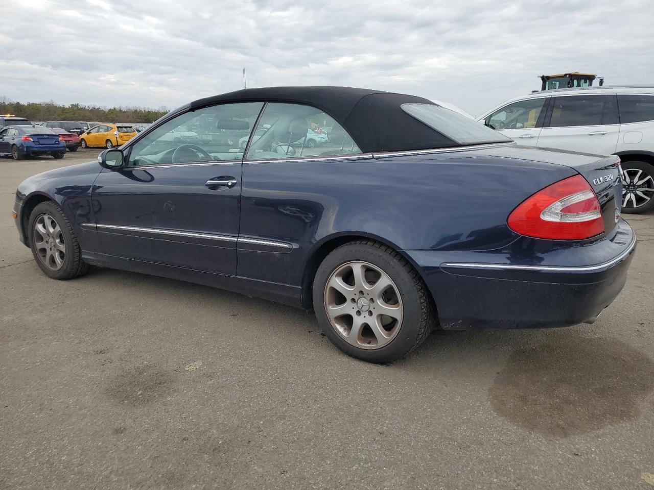 2004 Mercedes-Benz Clk 320 VIN: WDBTK65G44T033117 Lot: 84077464