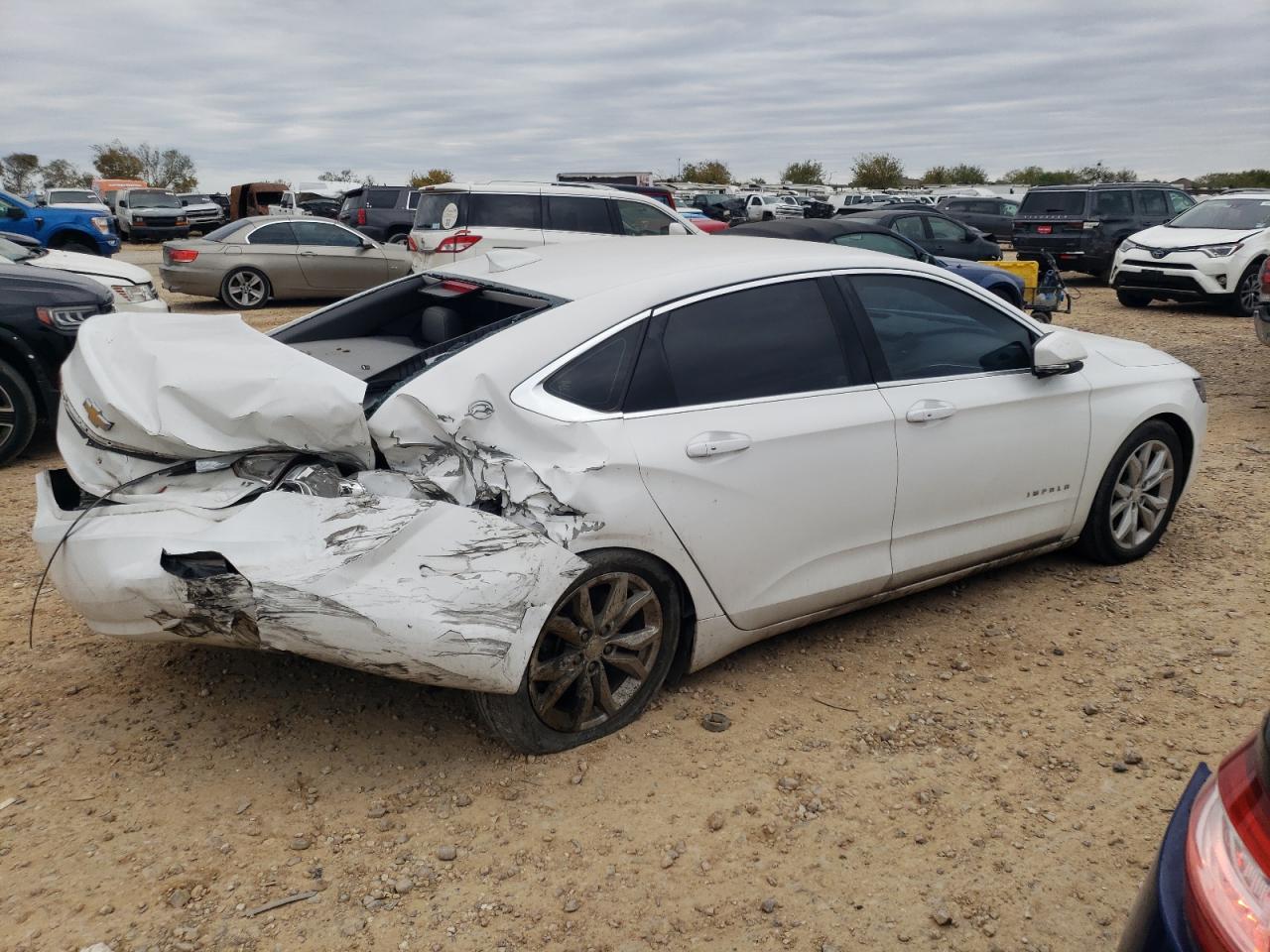 2018 Chevrolet Impala Lt VIN: 1G1105SA9JU131485 Lot: 83112824