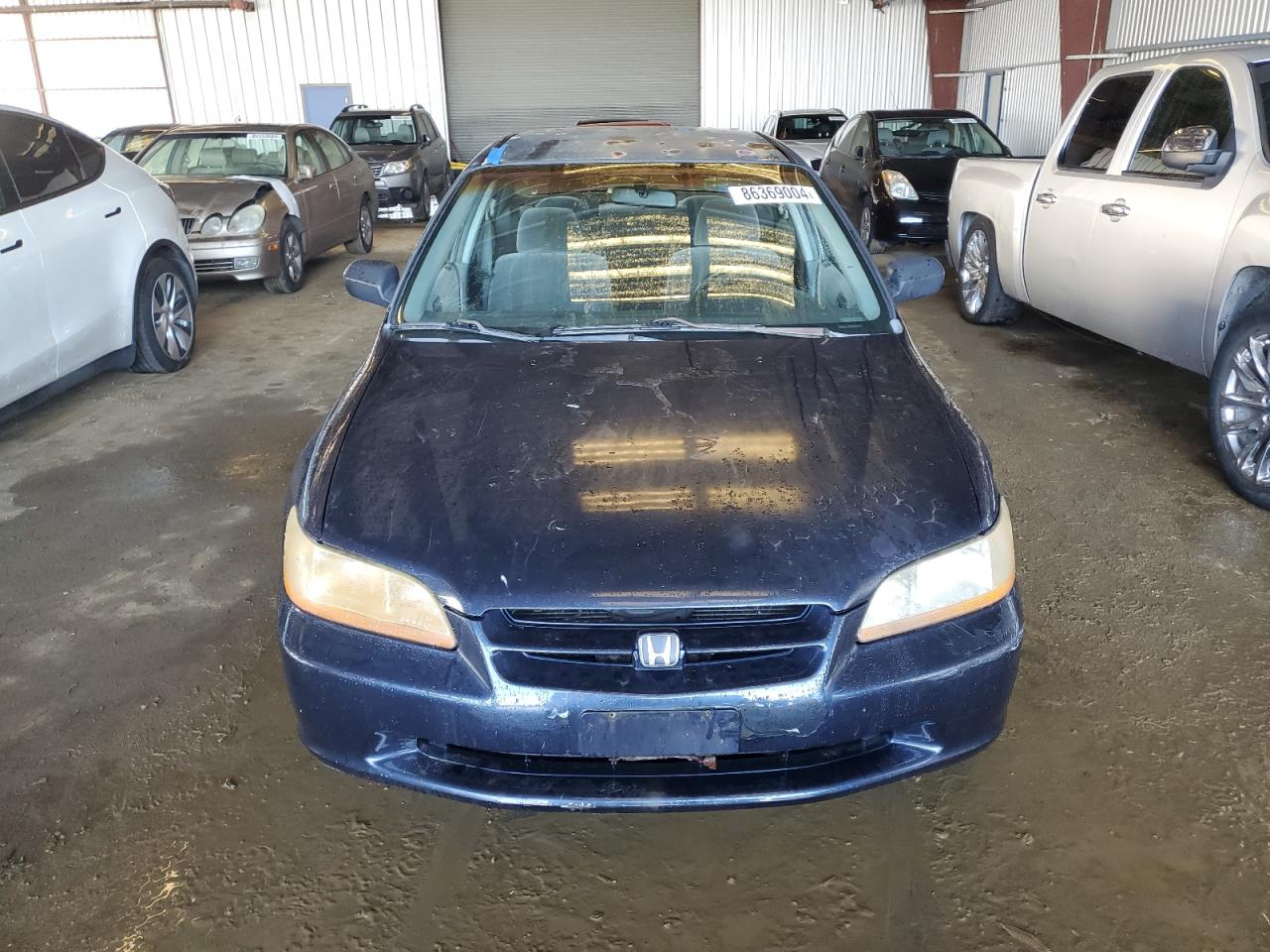 1999 Honda Accord Dx VIN: 1HGCF8645XA077957 Lot: 86369004