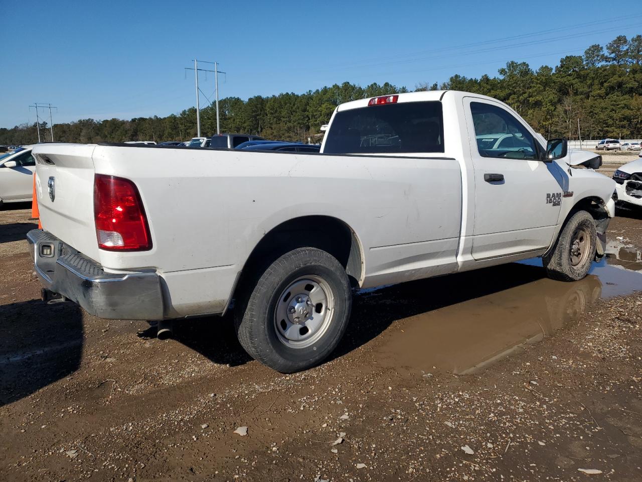 3C6JR6DT6KG536152 2019 Ram 1500 Classic Tradesman