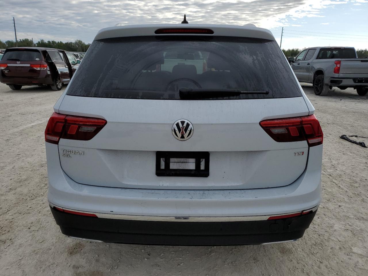 2018 Volkswagen Tiguan Se VIN: 3VV3B7AX0JM192032 Lot: 83778364