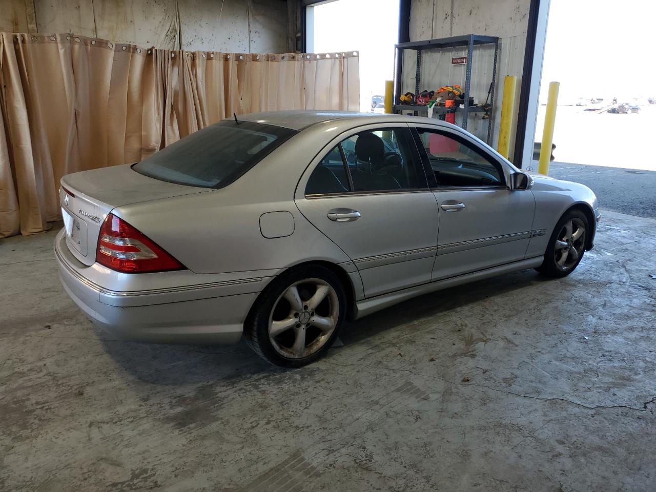 2005 Mercedes-Benz C 230K Sport Sedan VIN: WDBRF40J45F630290 Lot: 83910674