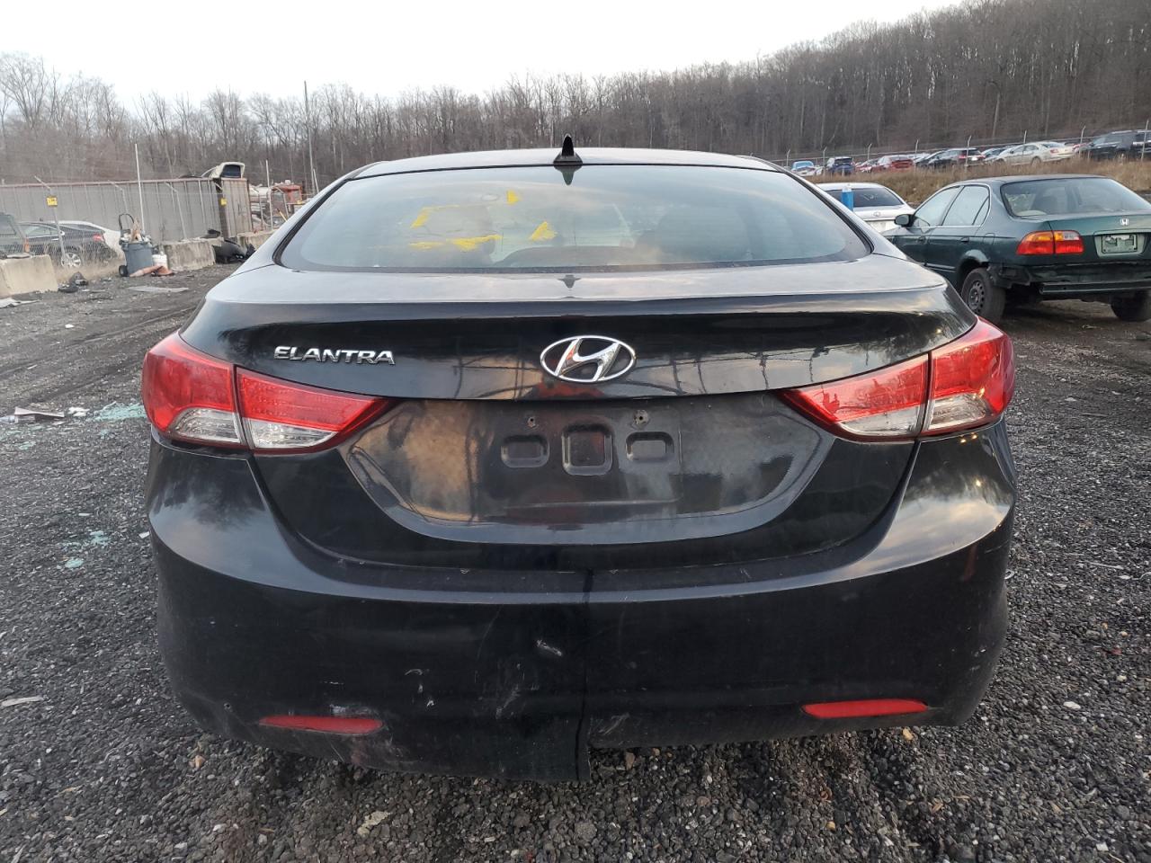 5NPDH4AE6DH354464 2013 Hyundai Elantra Gls