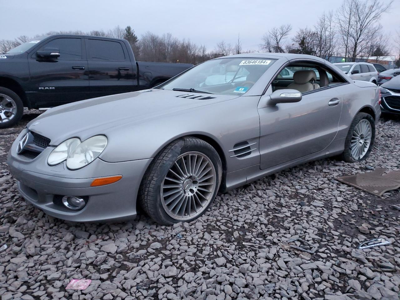 2007 Mercedes-Benz Sl 550 VIN: WDBSK71F47F122803 Lot: 83646184