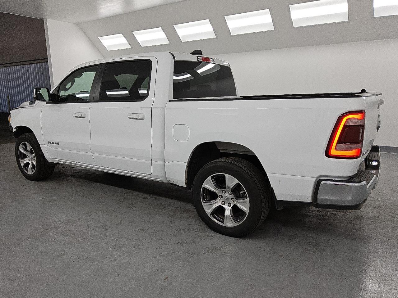 2024 Ram 1500 Laramie VIN: 1C6RREJT7RN218690 Lot: 86065964