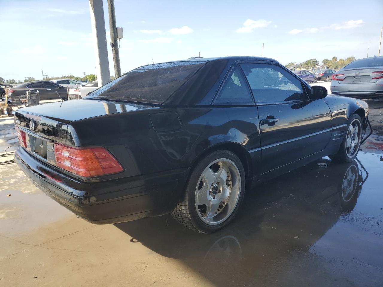 1999 Mercedes-Benz Sl 500 VIN: WDBFA68F5XF180746 Lot: 83422784