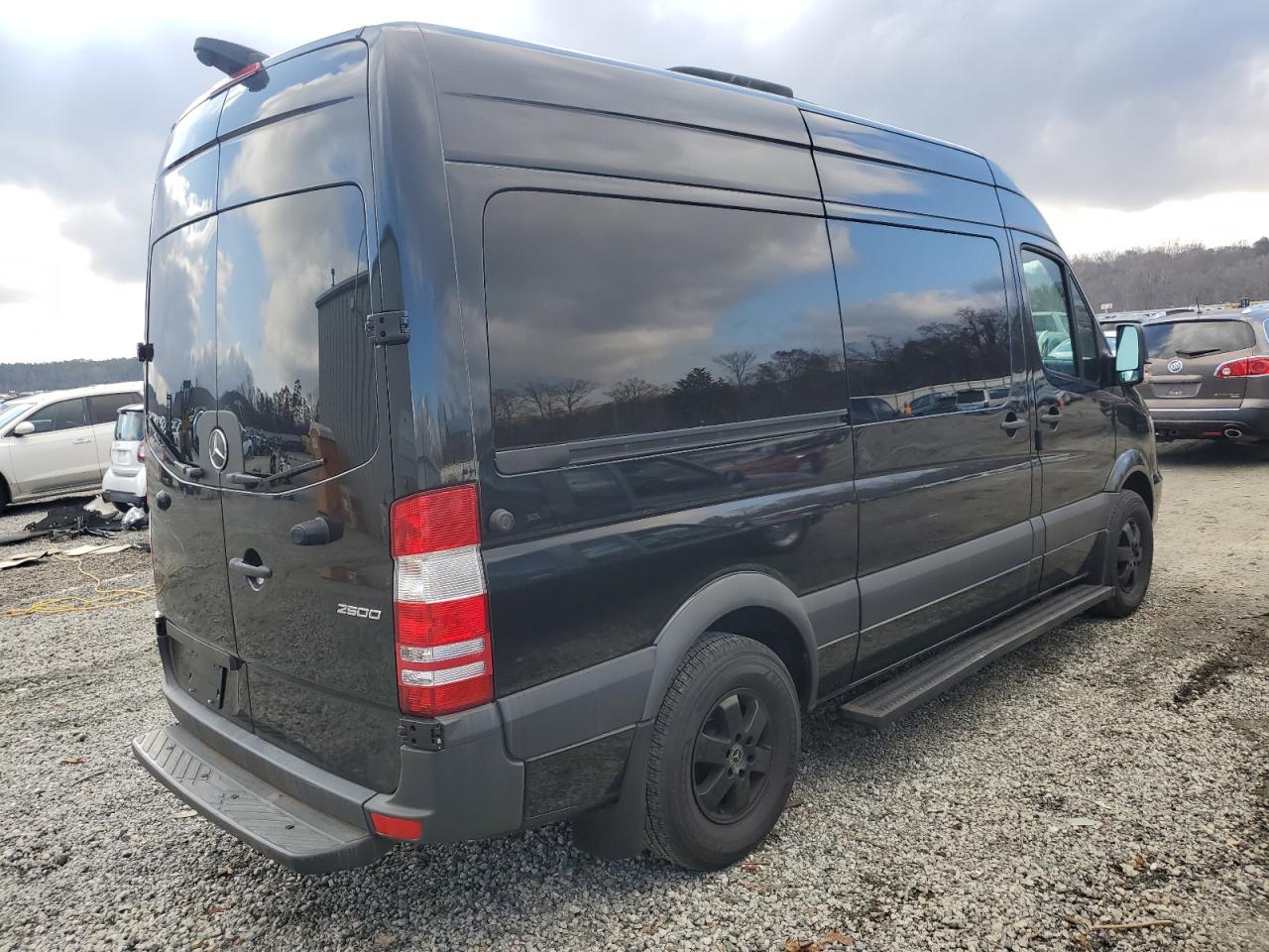 8BRPE7CD2JE159564 2018 Mercedes-Benz Sprinter 2500