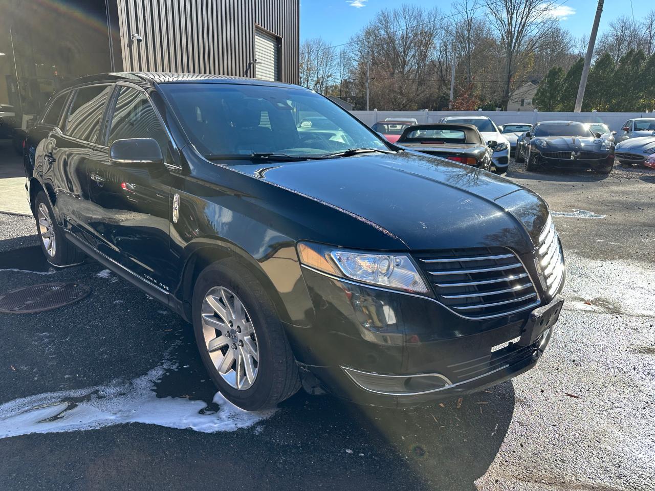 2LMHJ5NK6JBL02688 2018 Lincoln Mkt