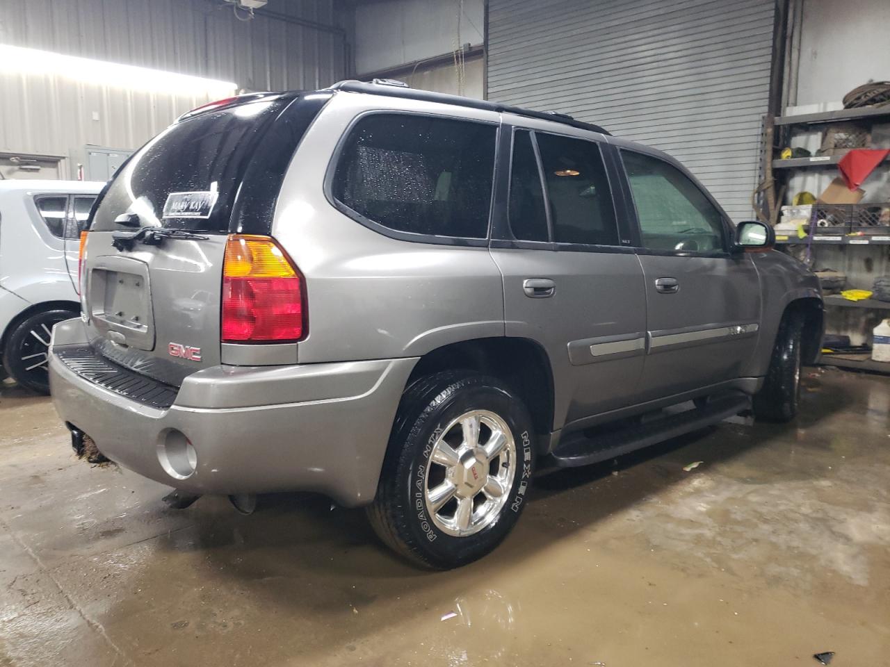 2005 GMC Envoy VIN: 1GKDT13S952334233 Lot: 85115854