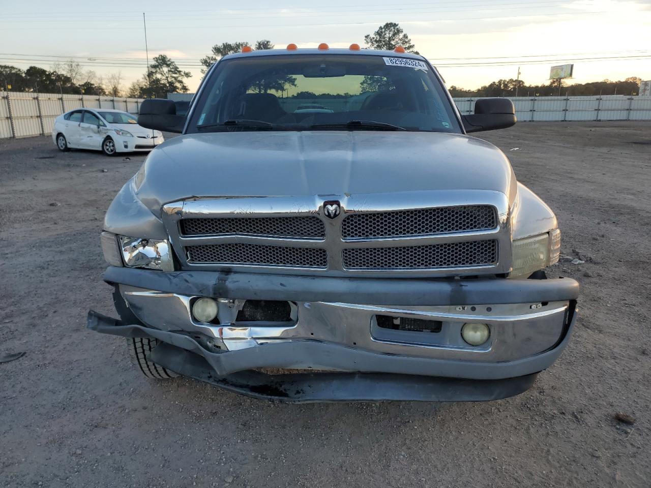 1999 Dodge Ram 3500 VIN: 1B7MC3361XJ646338 Lot: 82956324