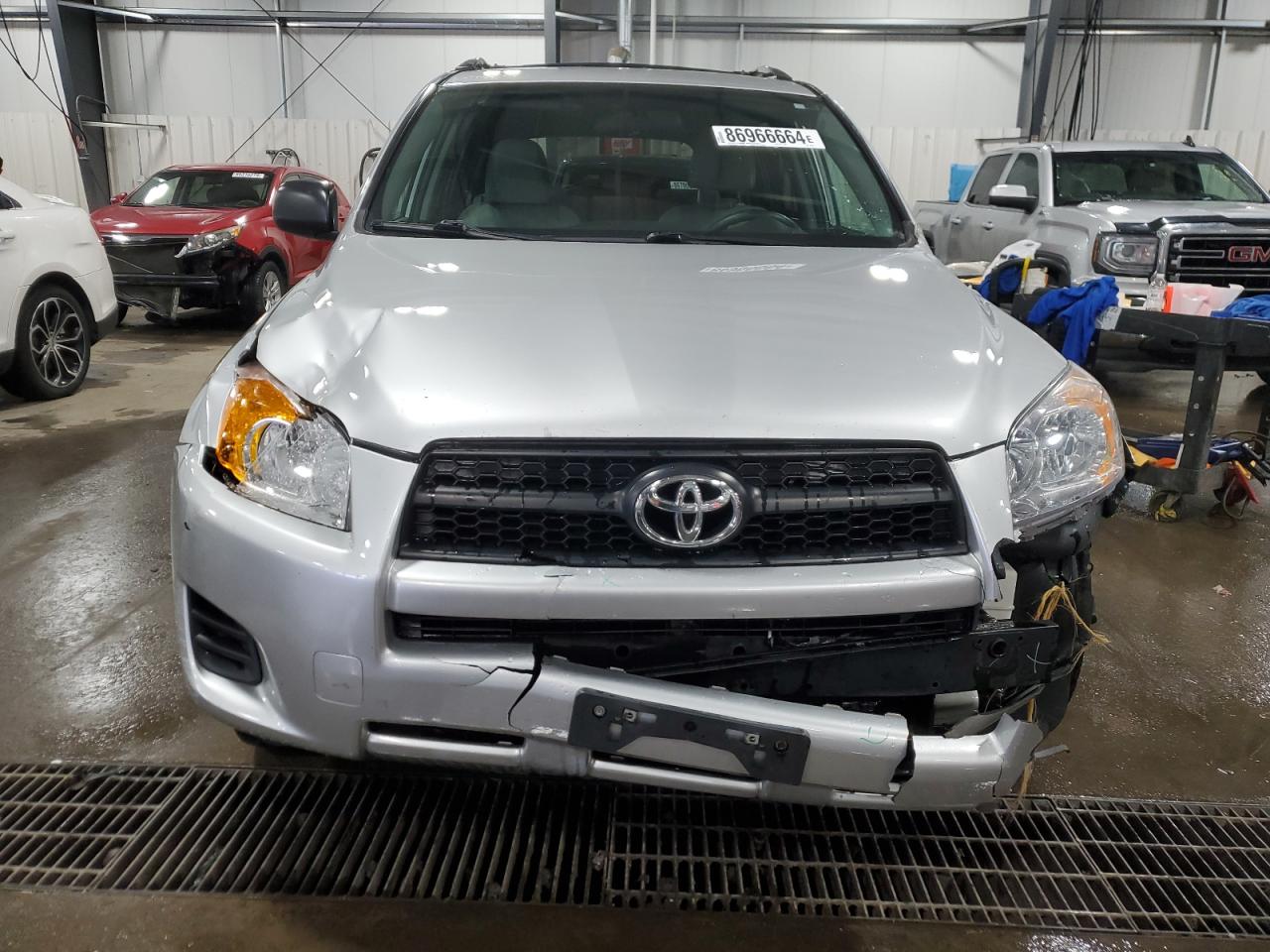 2T3BF4DV1BW145647 2011 Toyota Rav4