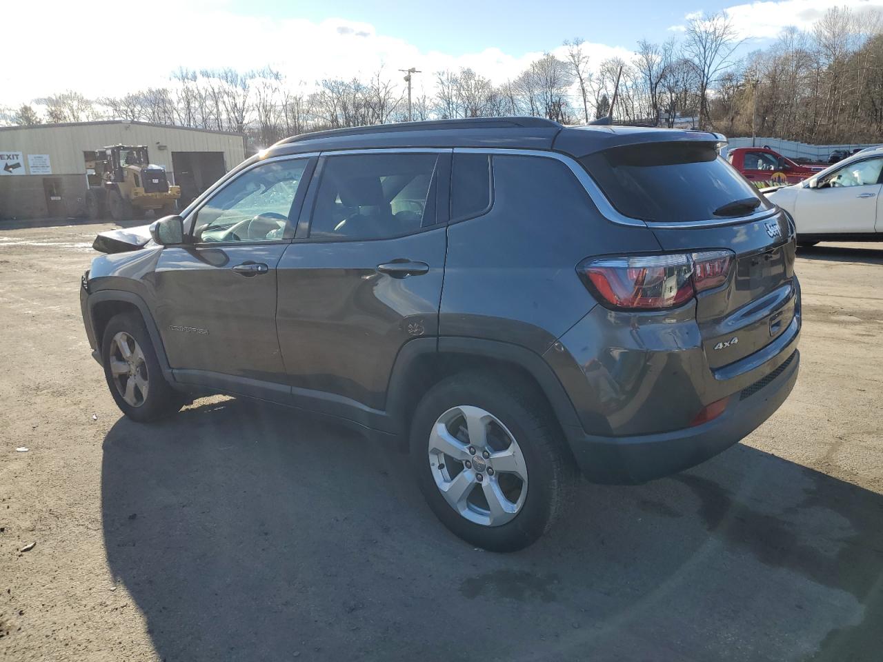 2018 Jeep Compass Latitude VIN: 3C4NJDBB8JT453909 Lot: 86067904