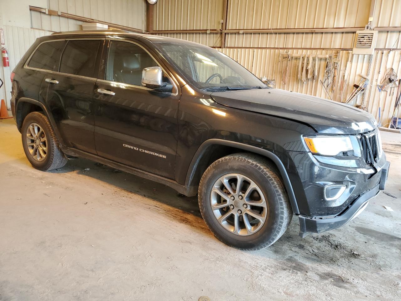 2015 Jeep Grand Cherokee Limited VIN: 1C4RJEBGXFC829029 Lot: 84738324