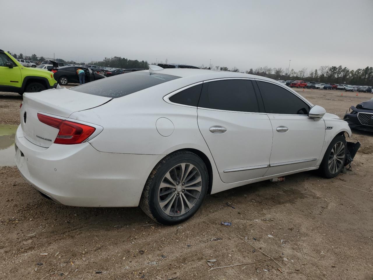 2017 Buick Lacrosse Essence VIN: 1G4ZP5SS7HU157975 Lot: 86640544