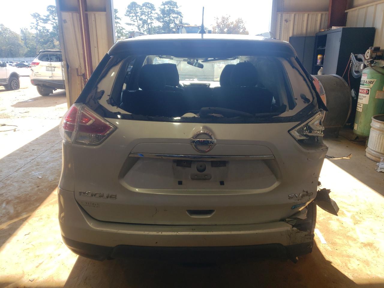 2014 Nissan Rogue S VIN: 5N1AT2MV8EC759140 Lot: 83592464