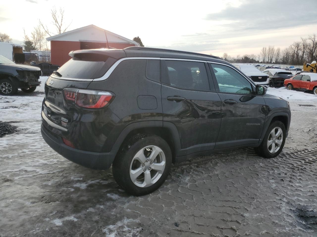 2021 Jeep Compass Latitude VIN: 3C4NJDBB5MT529820 Lot: 83644644