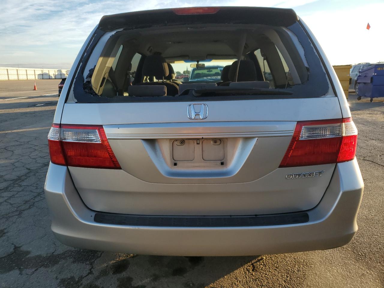 2005 Honda Odyssey Lx VIN: 5FNRL38265B097297 Lot: 86915044