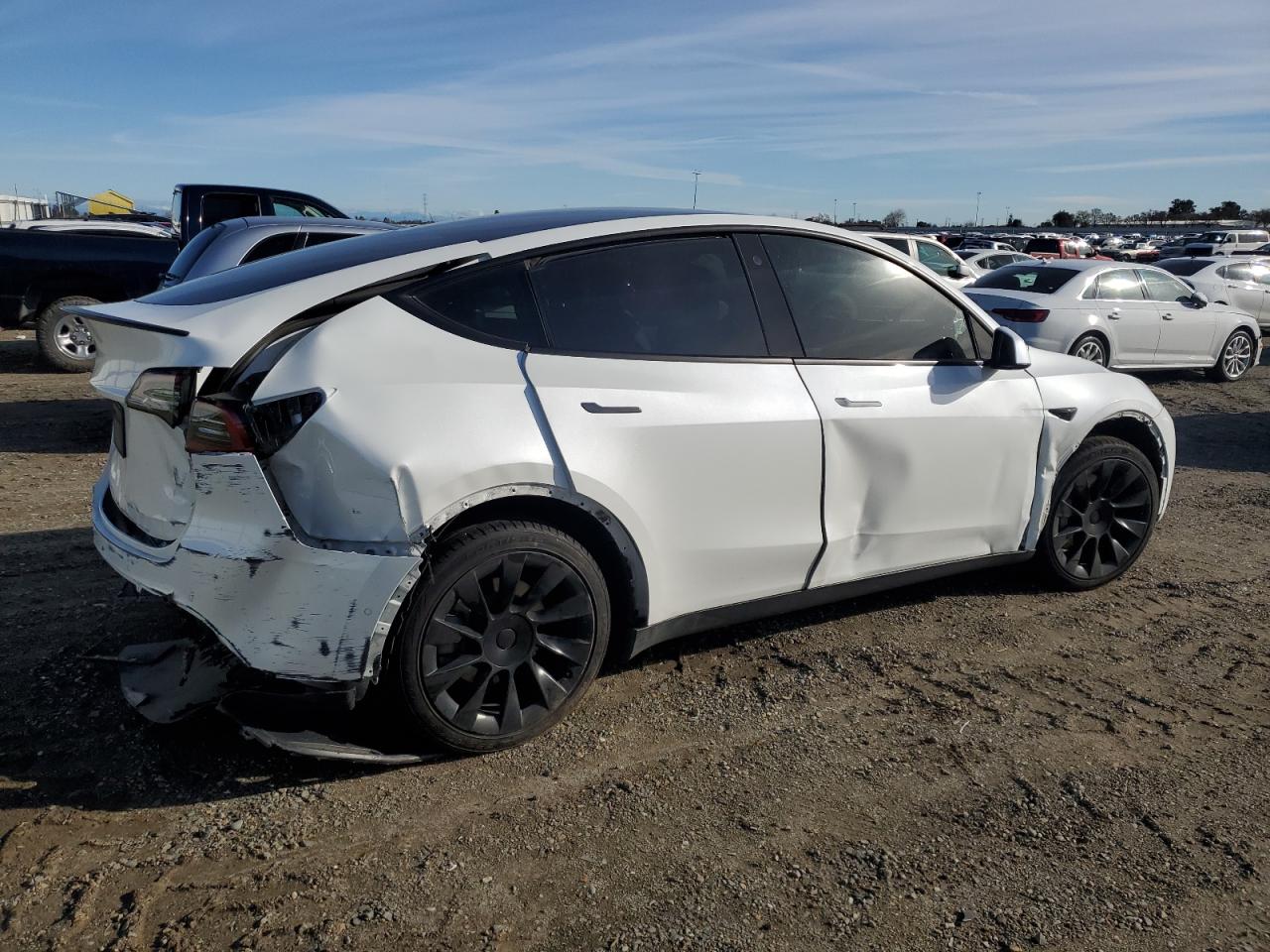 2021 Tesla Model Y VIN: 5YJYGDEE4MF213759 Lot: 86854244